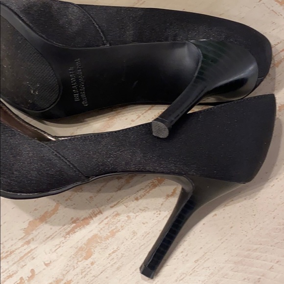 Rampage Heels - Picture 3 of 5